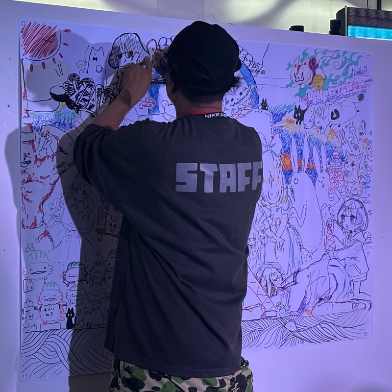 スタッフが描き込んだボード